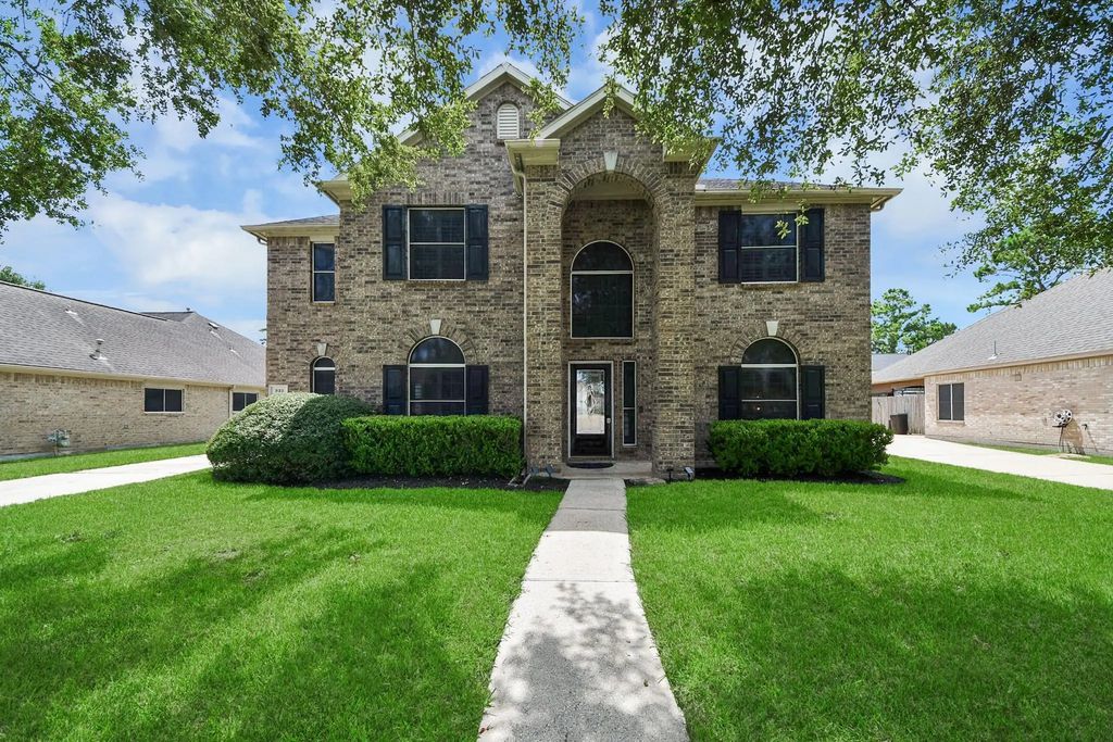 233 Rustic Oaks Drive, League City
