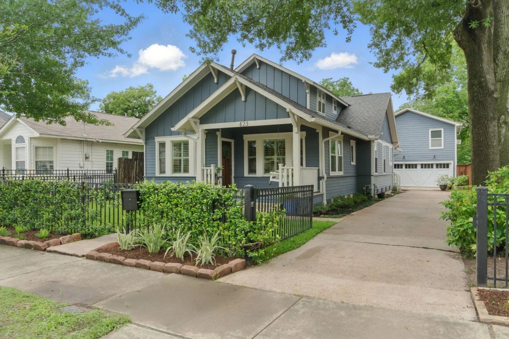 423 Pecore Street, Houston
