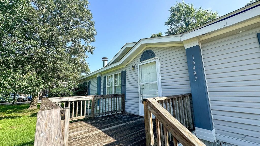 16487 Brittany Way, Conroe