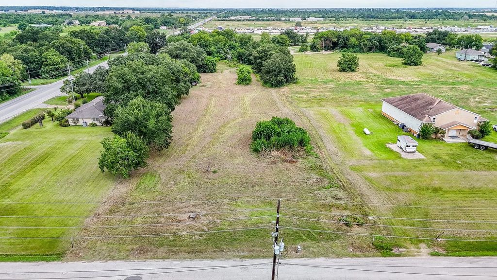 4218 1st Street, Brookshire