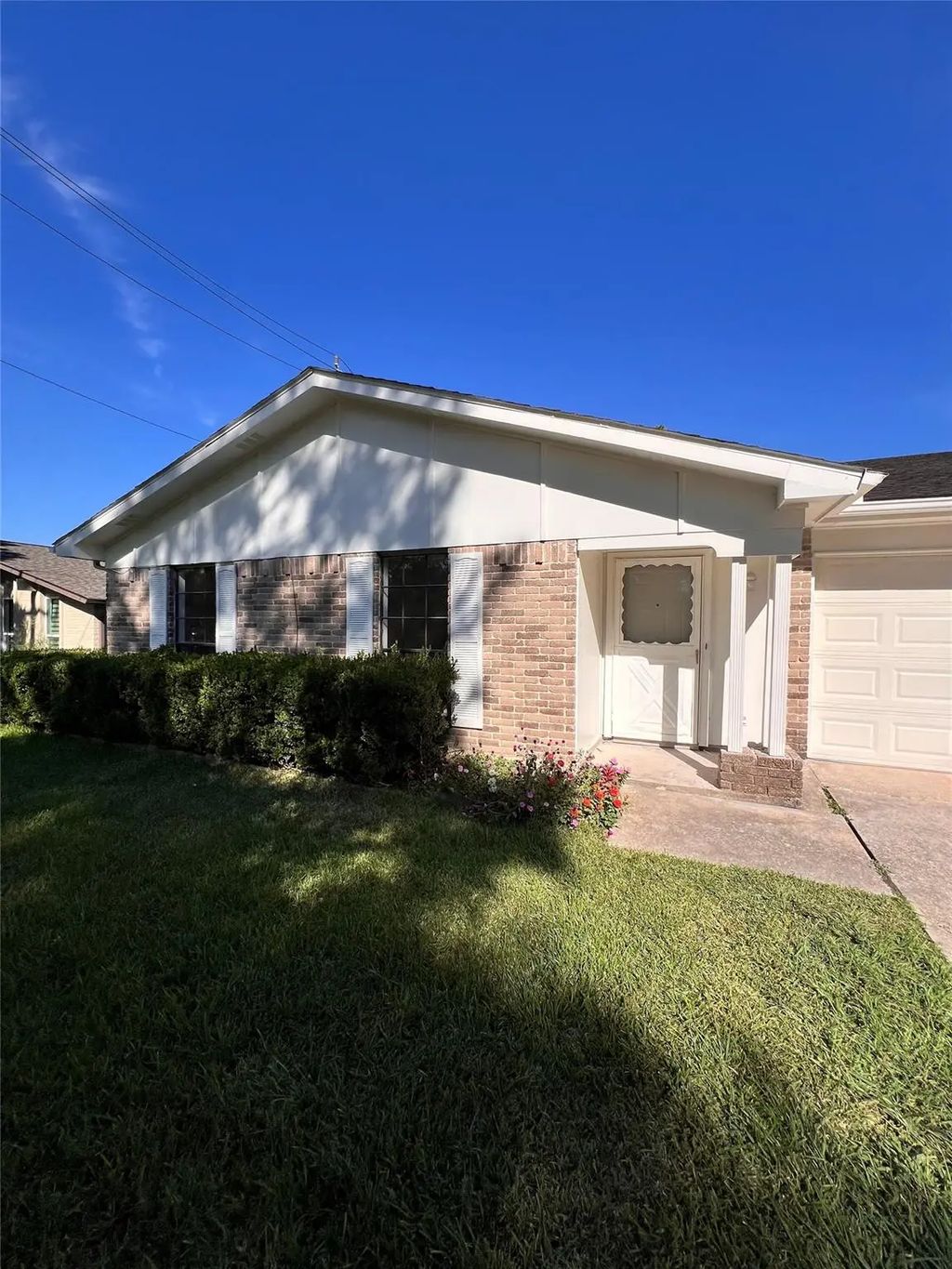 3211 Meadowview Drive, Missouri City
