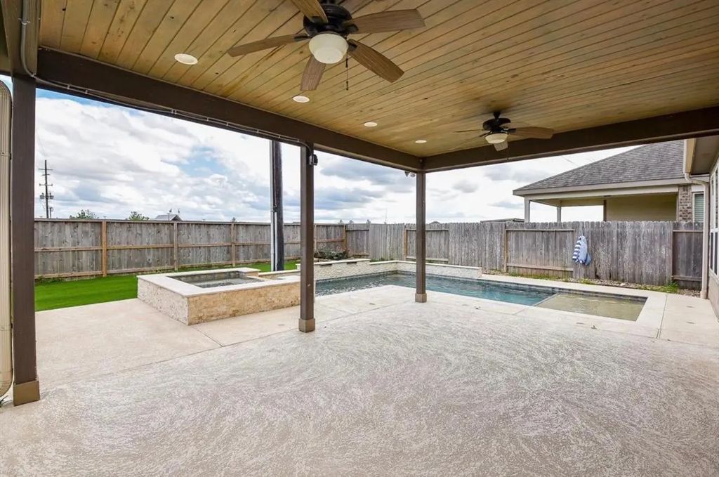 5354 Rue Dela Croix Drive, Katy