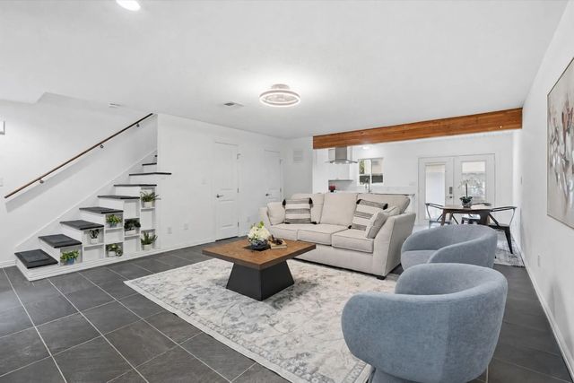 1011 Hamblen Road 306, Houston