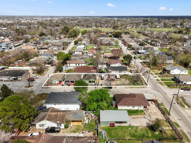 3501 Sarah Street, Houston