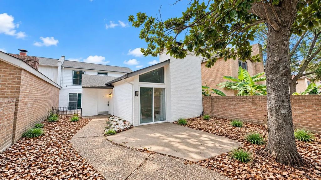 4714 N Cashel Circle, Houston