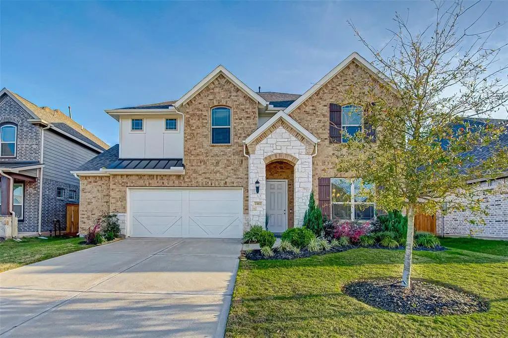 23811 Via Viale Dr, Richmond
