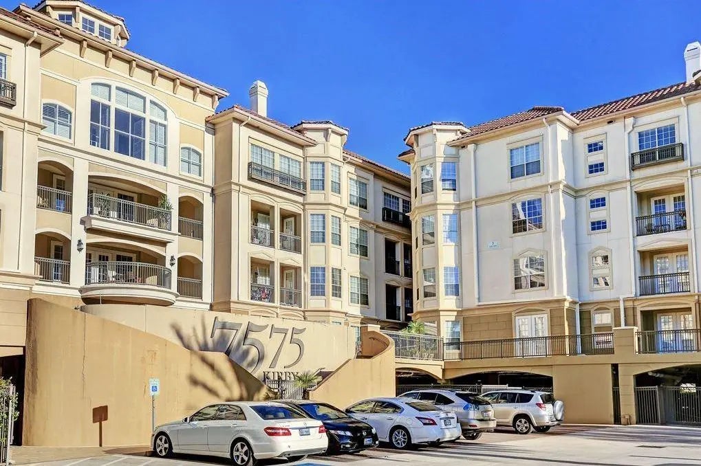 7575 Kirby Drive 1104, Houston