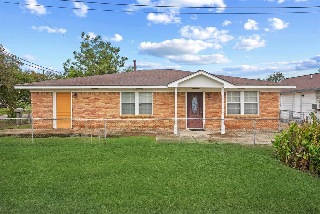 4515 Salina Street, Houston