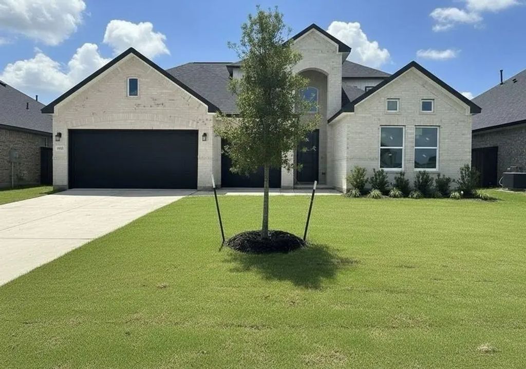 2506 Caspian Creek Lane, Iowa Colony