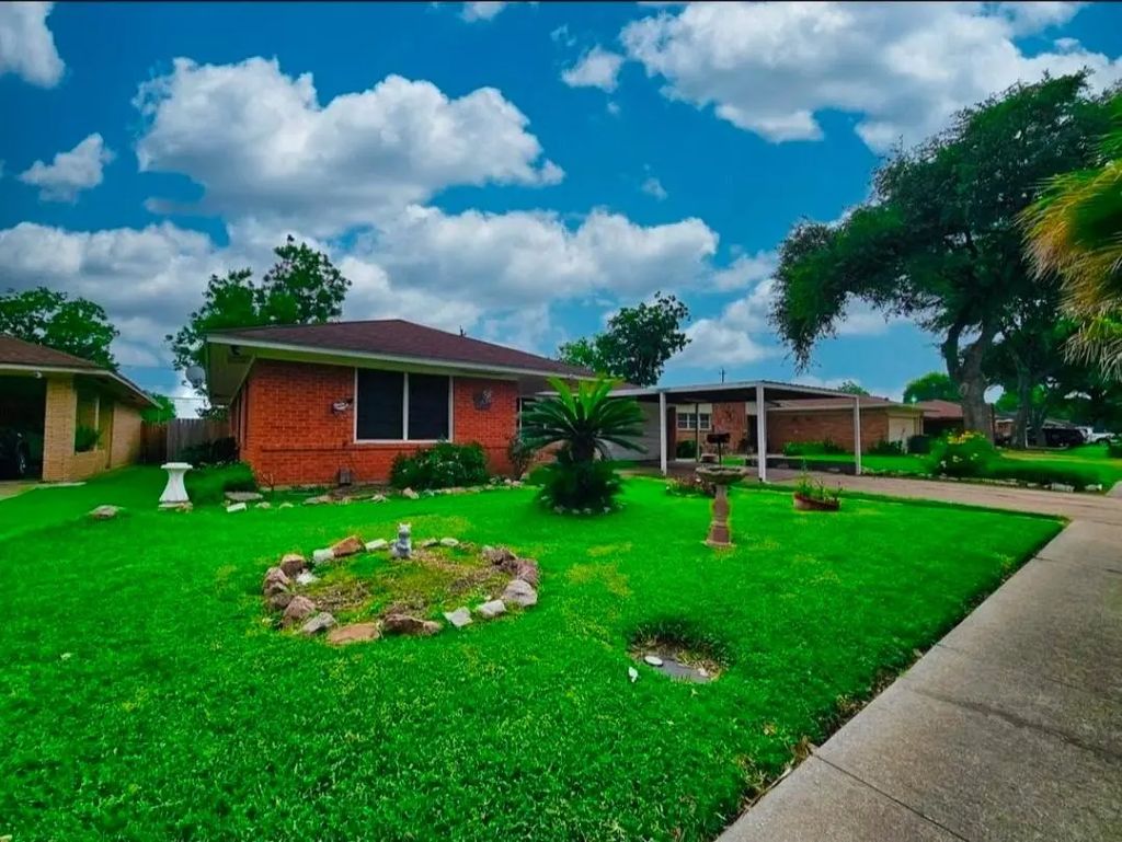 2618 San Jacinto Drive, Pasadena