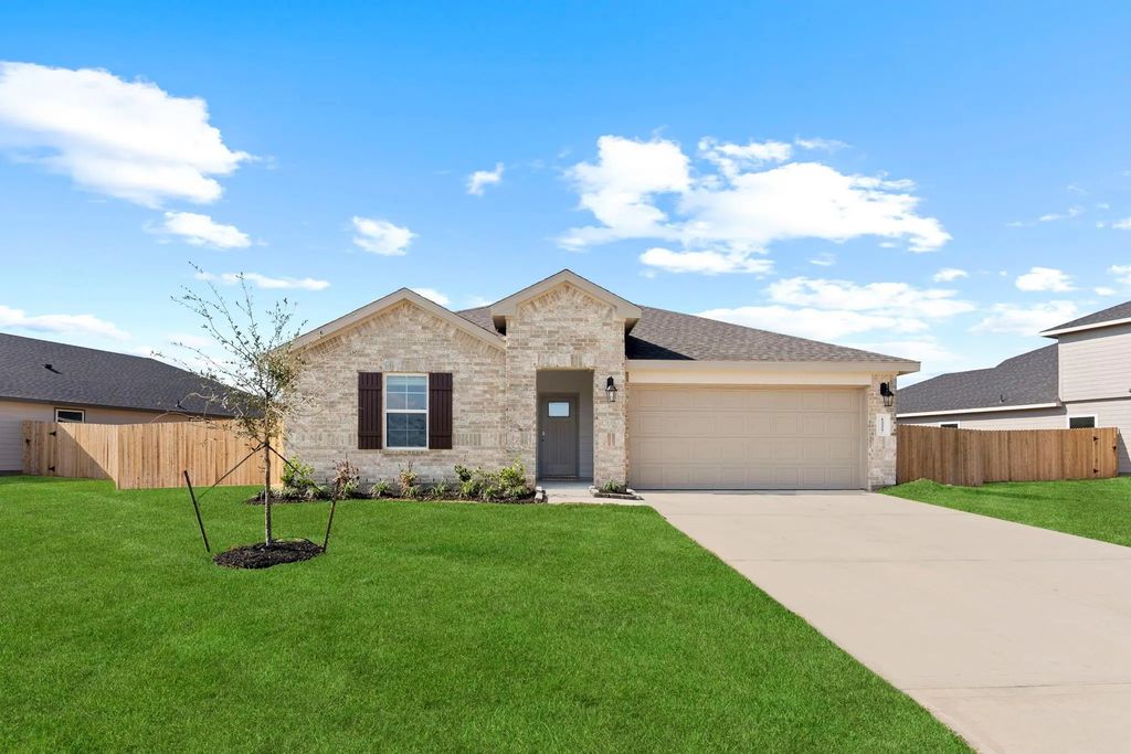 1699 Zander Court, Alvin
