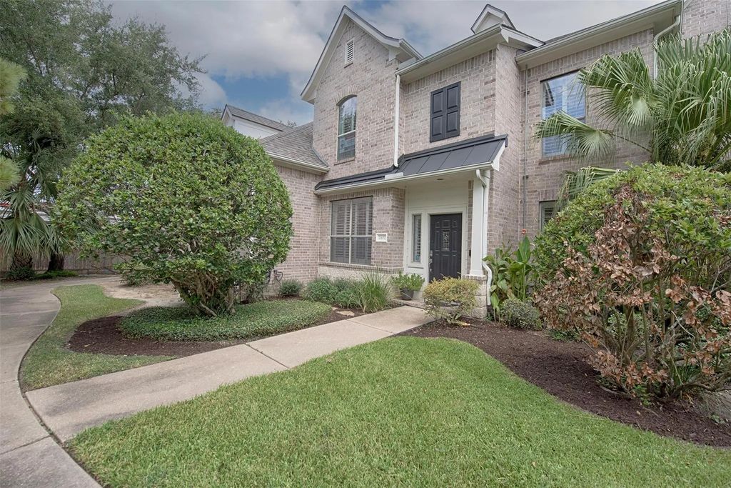 2402 Clippers Square, Nassau Bay