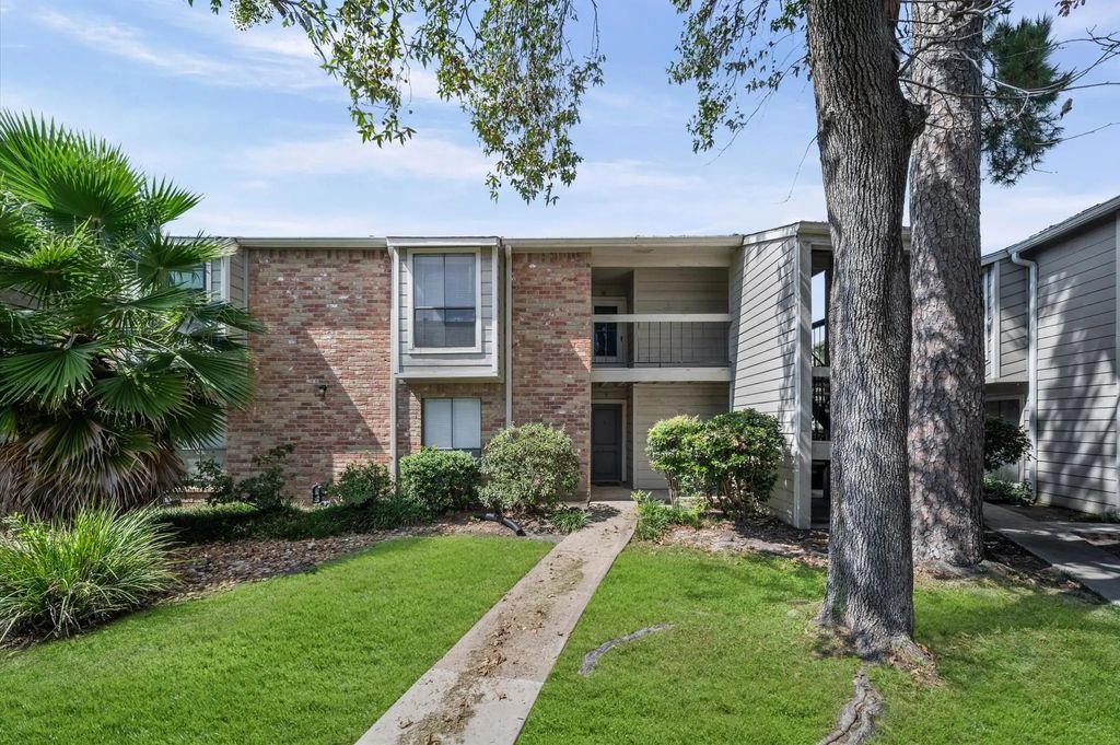 17331 Red Oak Drive 10, Houston