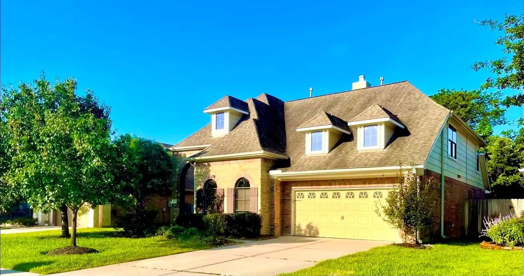 21115 Knight Quest Drive, Tomball
