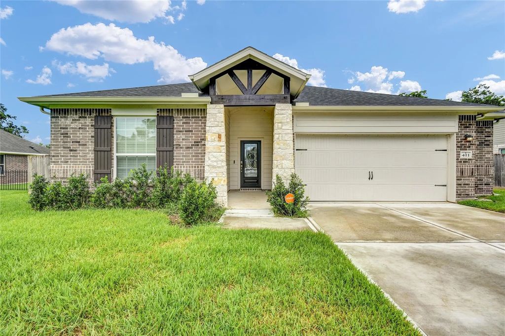 411 S Amherst Drive, West Columbia