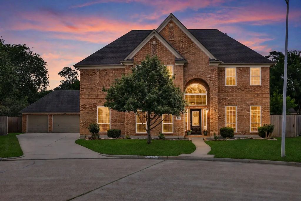 20507 Forest Stream Drive, Humble