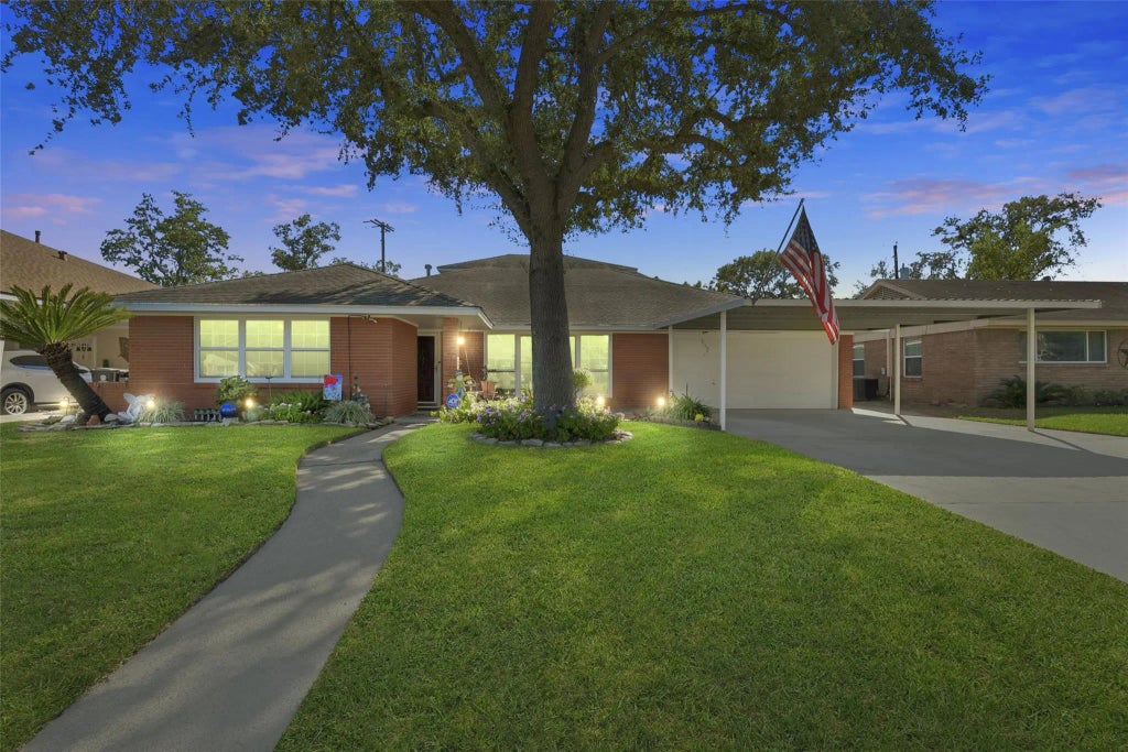 5125 Nina Lee Lane, Houston