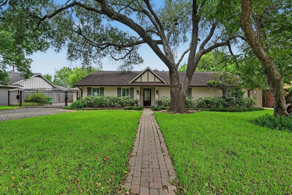 5616 Pine Street, Houston