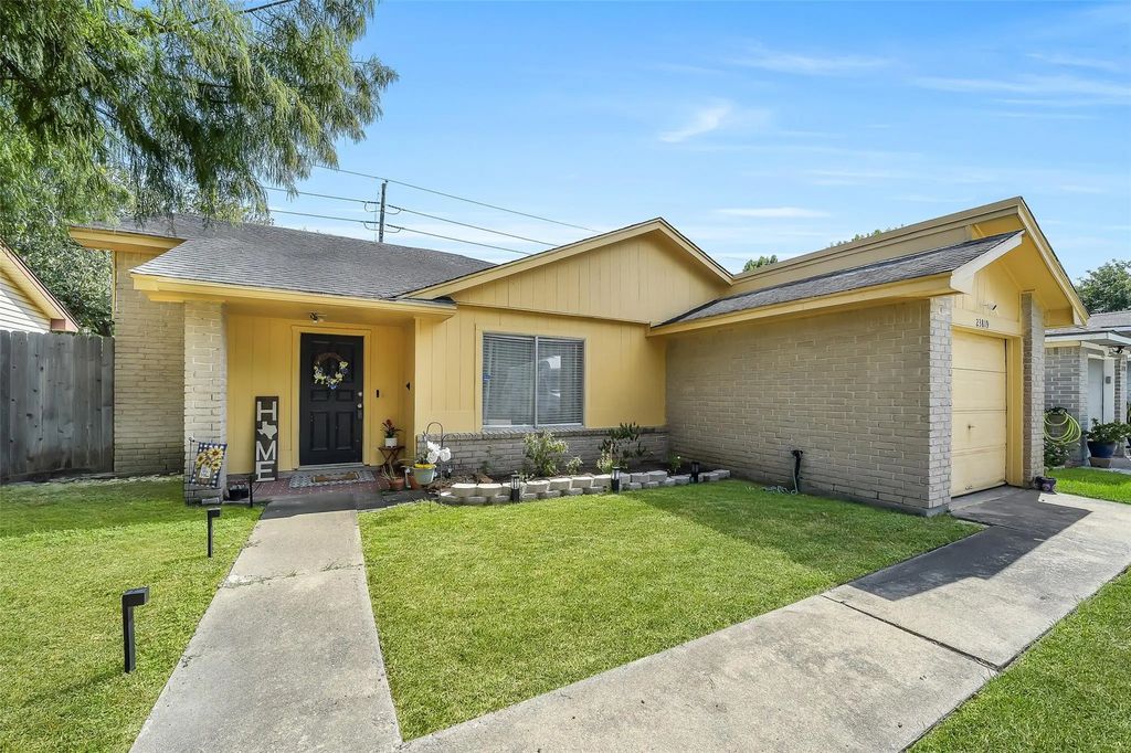 23819 Silversmith Lane, Katy