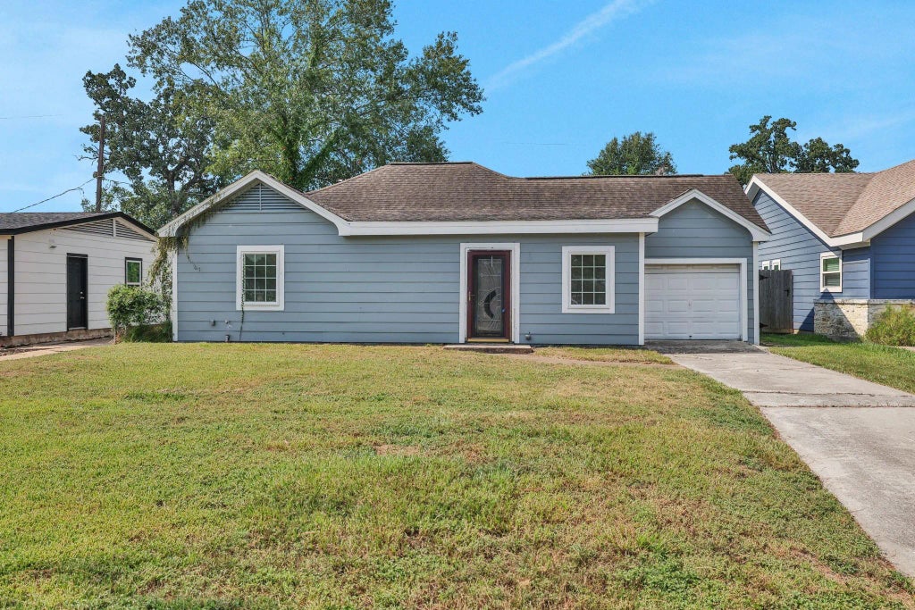 3842 Blodgett Street, Houston