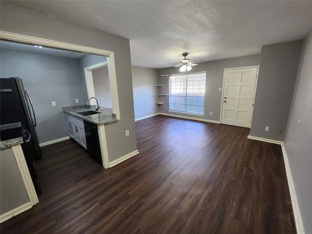 4500 Sherwood Lane 10, Houston