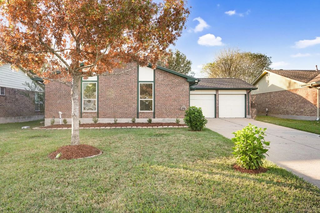 11611 Burlwood Drive, Houston