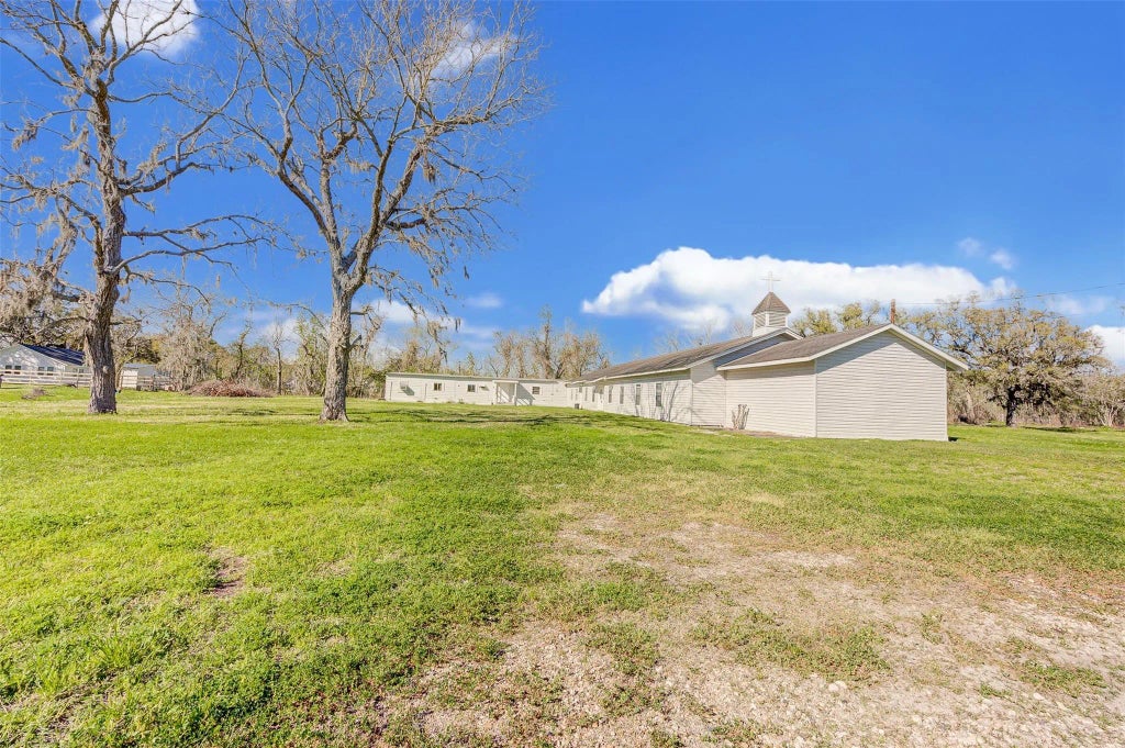 3922 County Road 353, Brazoria