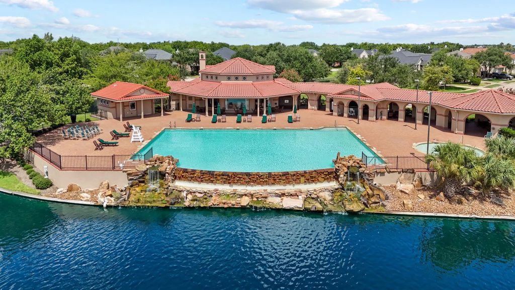 2222 Palm Harbour Drive, Missouri City