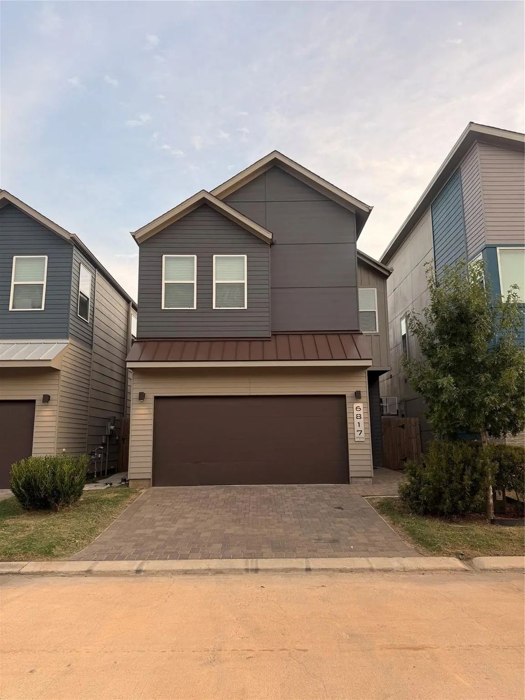 6817 Rocinante Lane, Houston