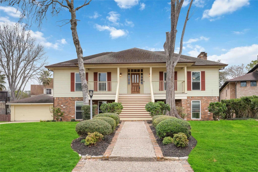 18623 Point Lookout Drive, Nassau Bay