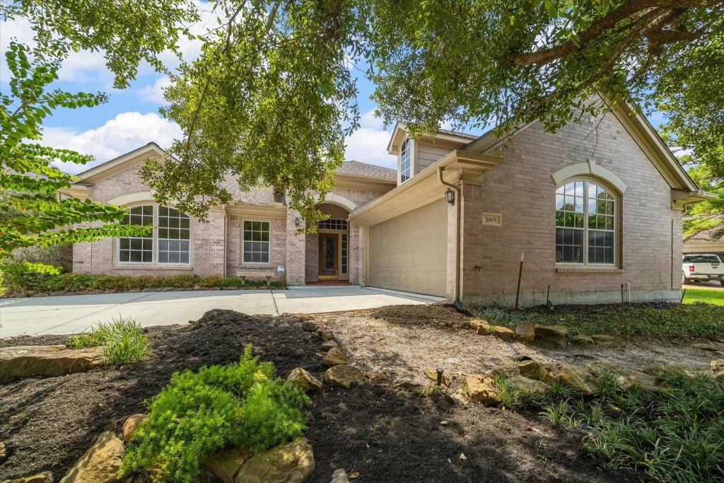 2803 N Strathford Lane, Houston