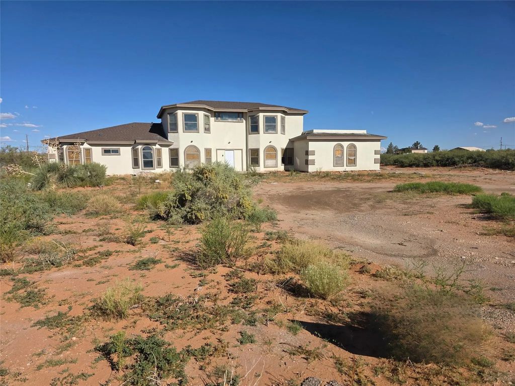14026 Bradley Road, Clint