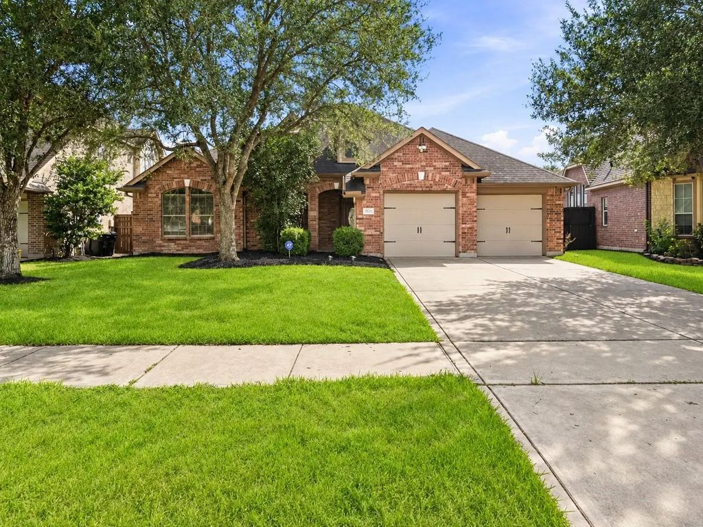28211 Emerald Creek Lane, Fulshear