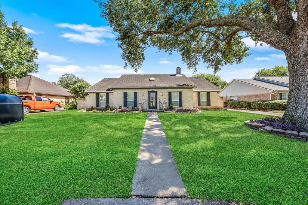 3211 N Park Drive, Missouri City