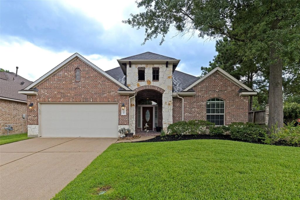 150 Magnolia Grove Lane, Conroe