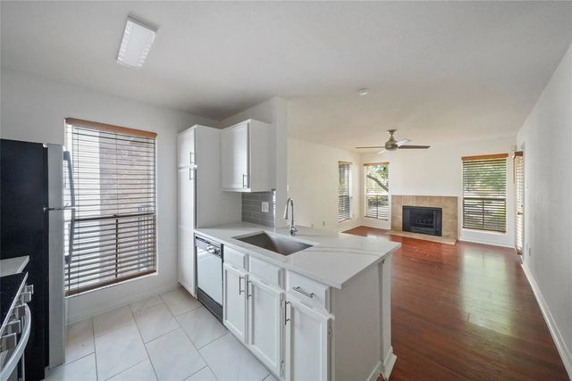 3900 Woodchase Drive 52, Houston
