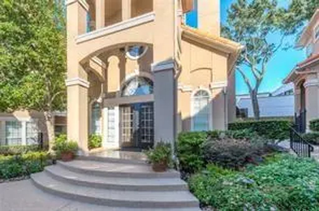 3231 Allen Parkway 1206, Houston