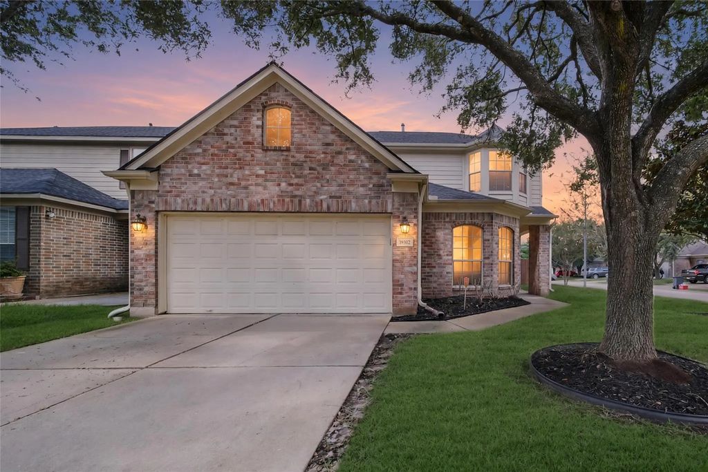 19302 Dawn Canyon Road, Houston