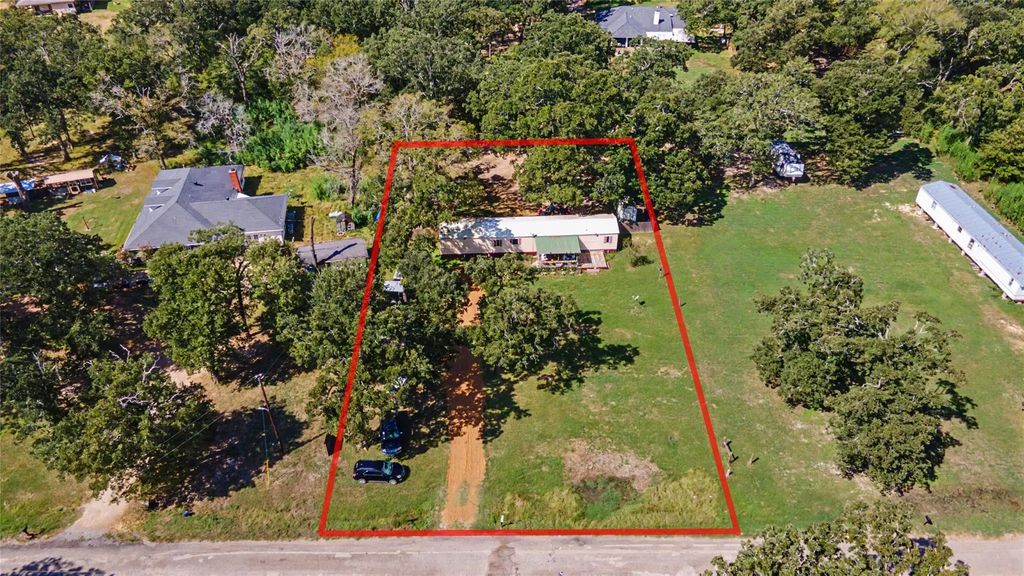 179 County Road 3105, Crockett
