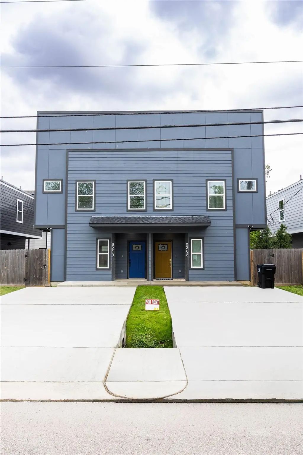 8210 Knox Street, Houston