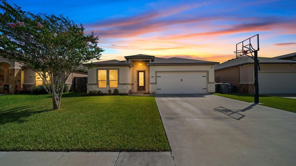 121 Alydar Drive, Victoria
