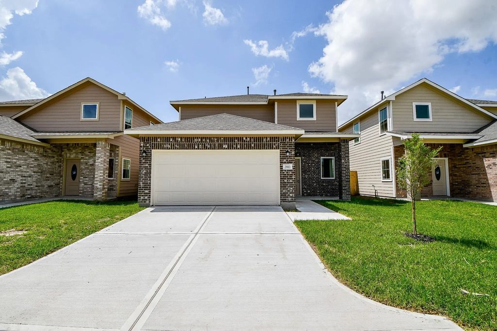 2811 Topiary Lane, Houston