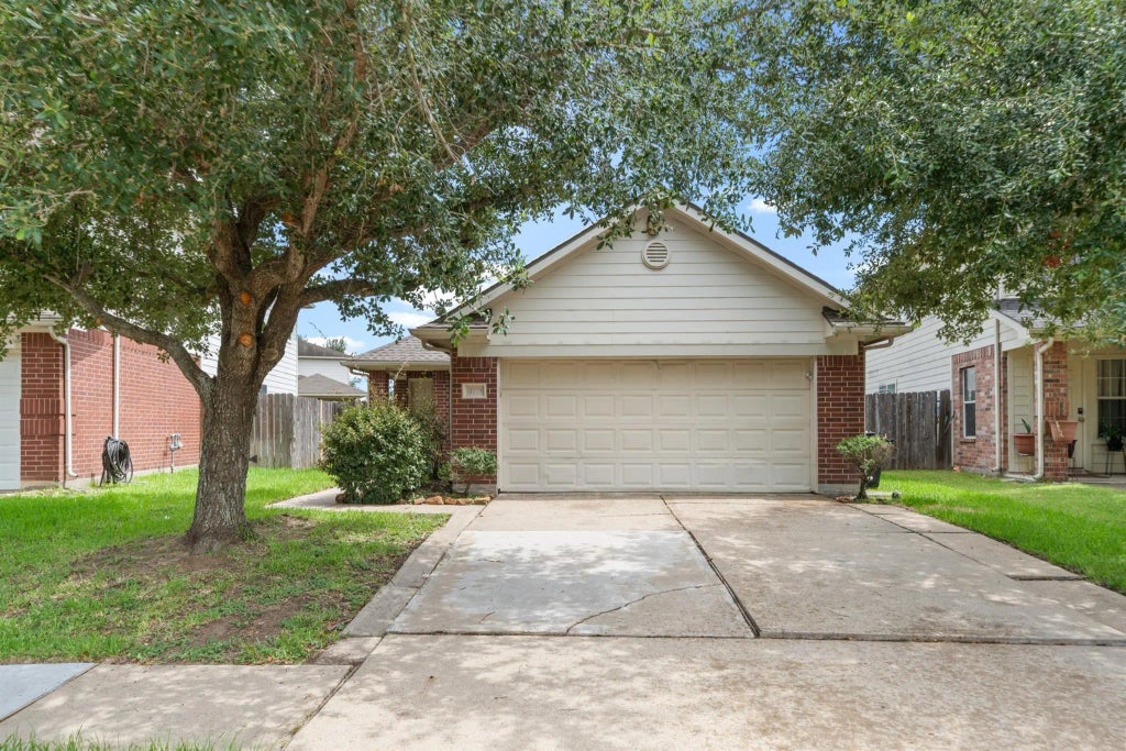 14239 Brunswick Point Lane, Houston