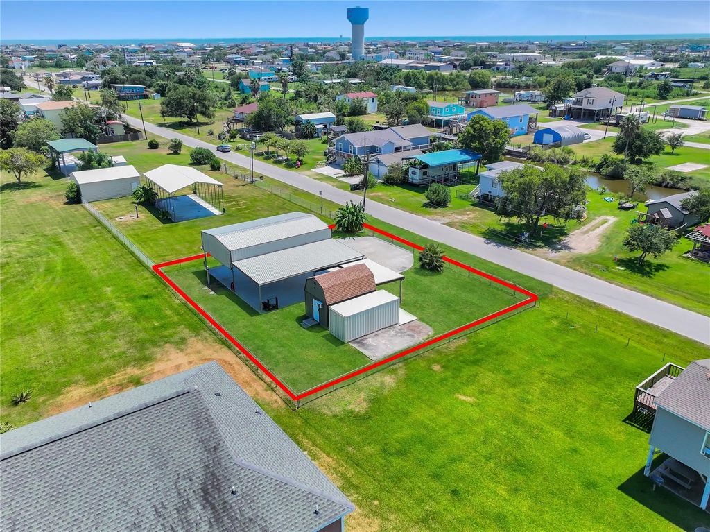 1134 E Canal East, Crystal Beach