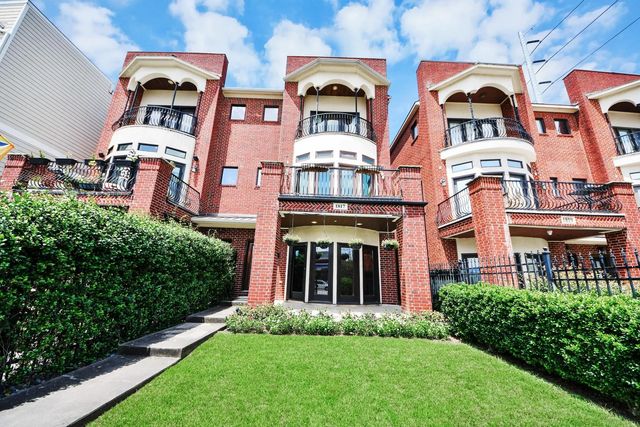 1817 Houston Avenue, Houston
