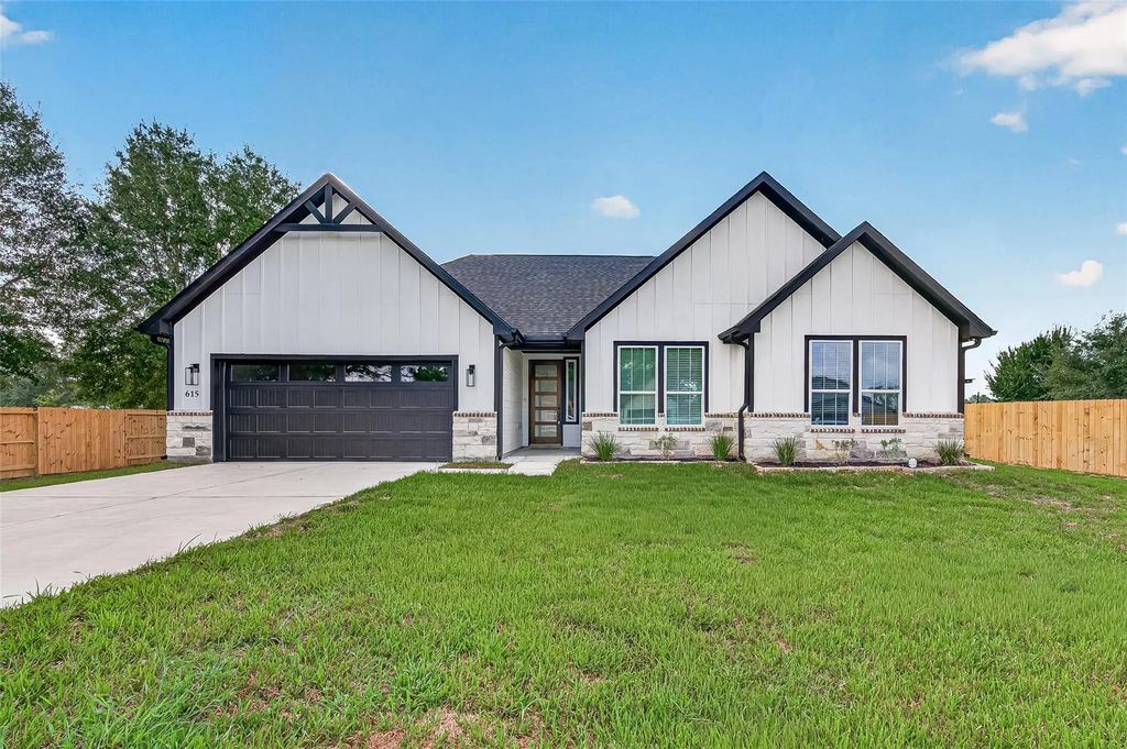 615 Ezekiel Smith Street, Prairie View