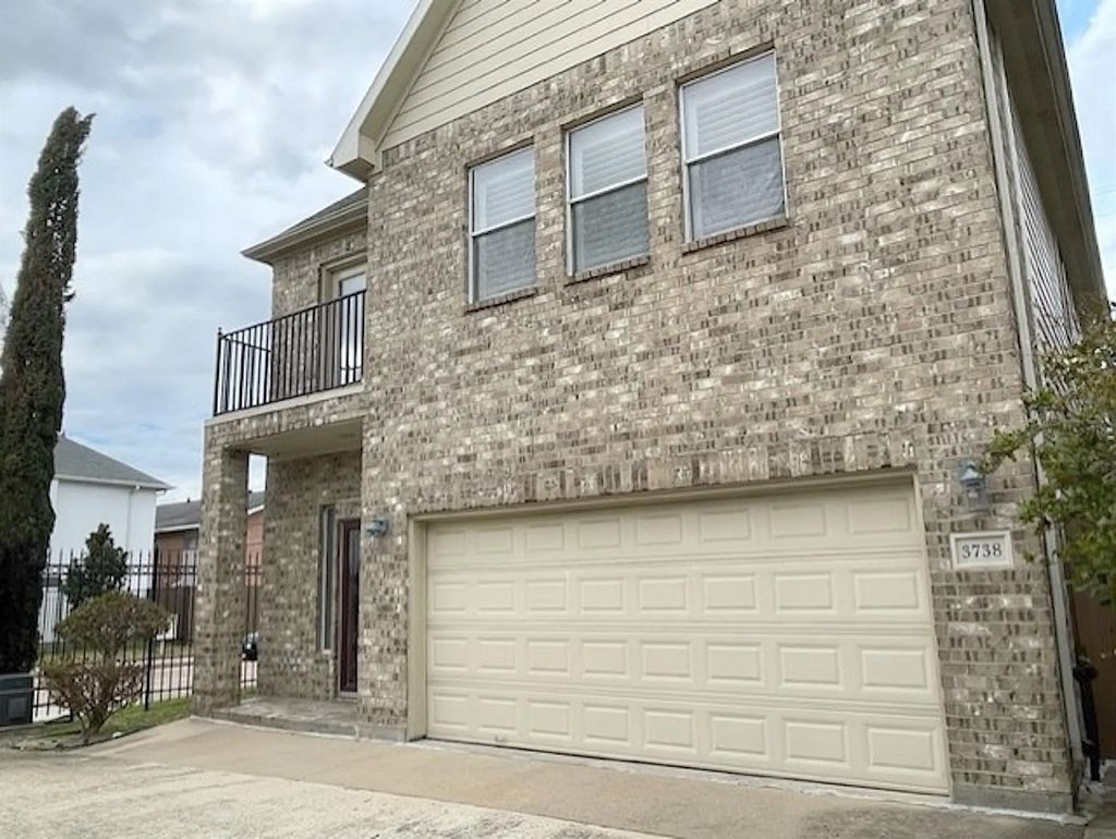 3738 Elizabeth Court, Houston
