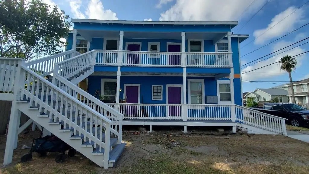 2512 Mike Gaido Boulevard 1, Galveston