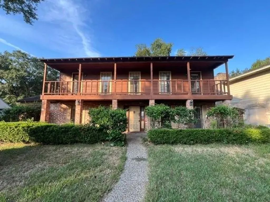 17323 Tall Cypress Drive, Spring