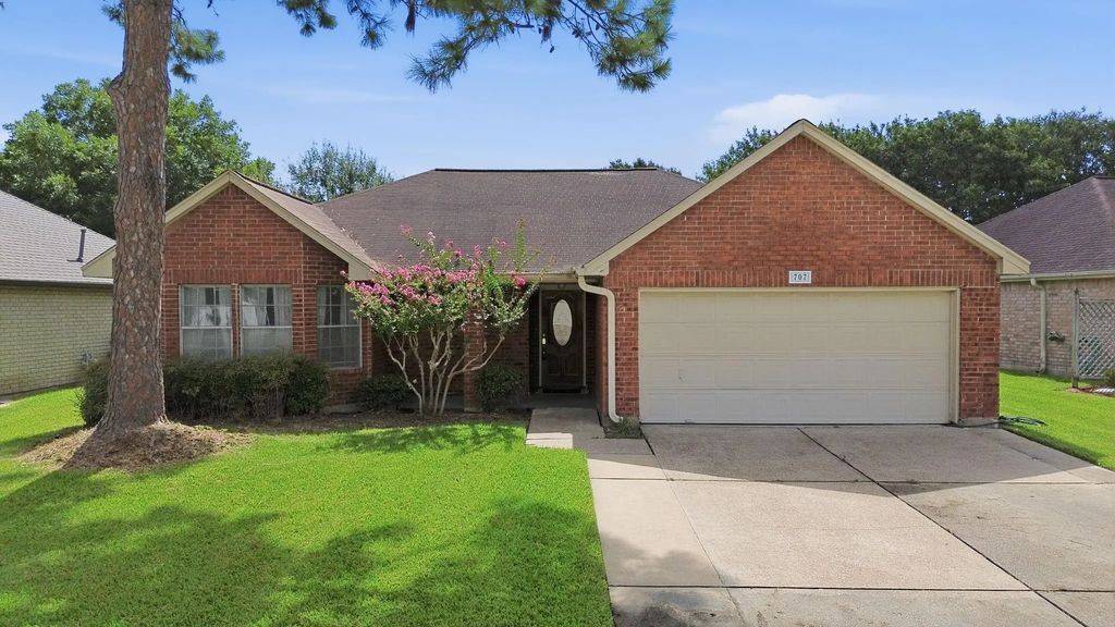 707 Laurel Grove Lane, Pearland